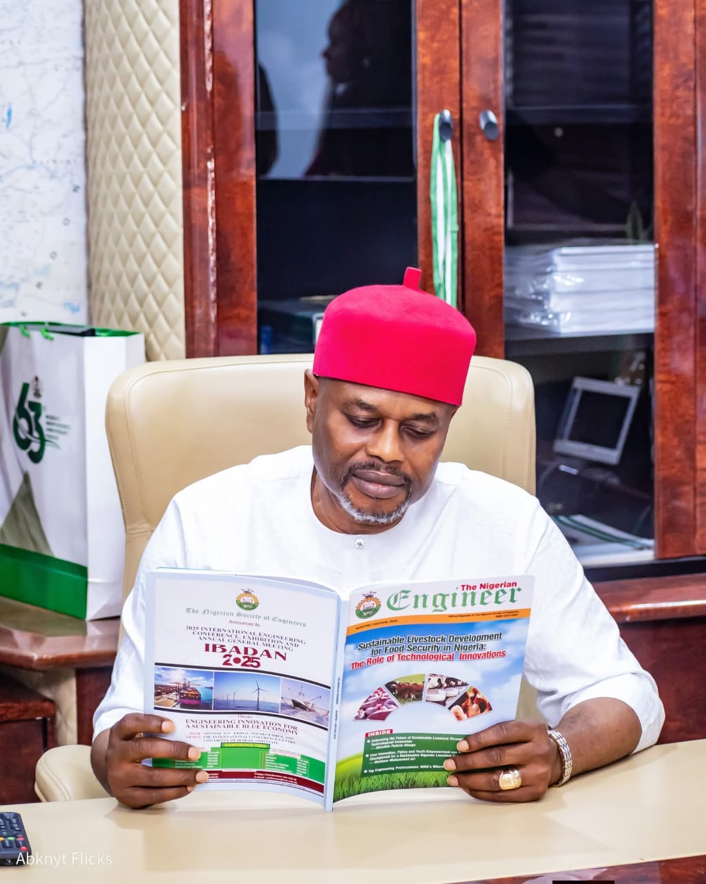 A NEW WEEK OF POSSIBLITIES : RENEWING COMMITMENT TO PROGRESS AND GROWTH.